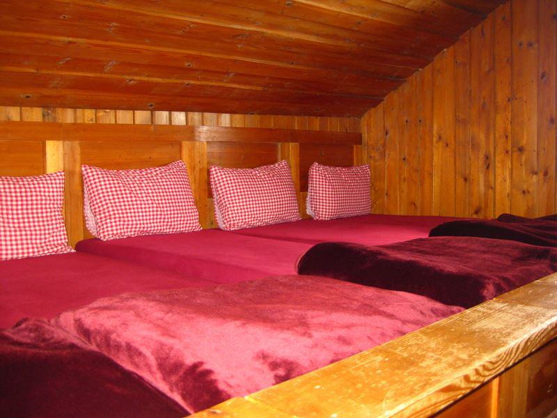 Das Schlaflager auf der Toni Lenz Hütte bietet Plaz für 8 Personen